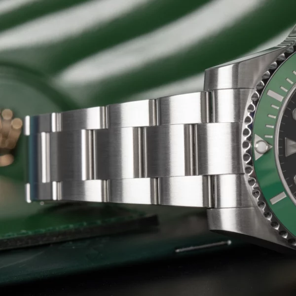 ROLEX:116610LV:4
