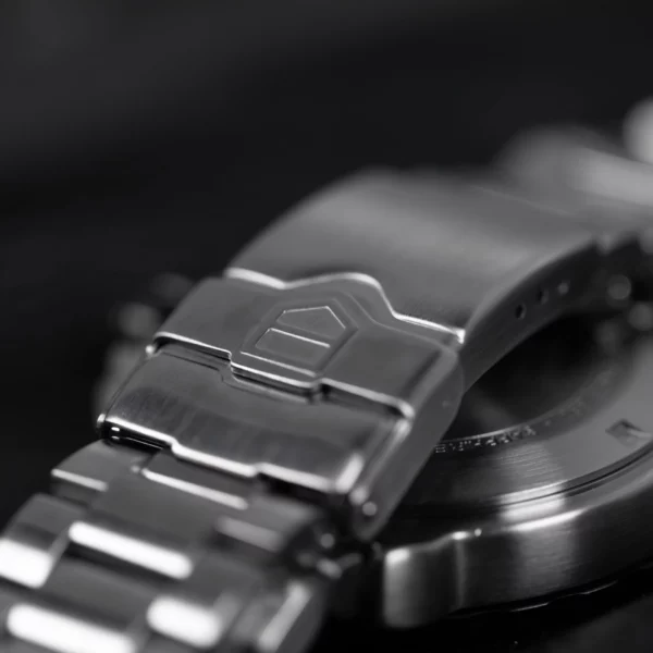 TagHeuer:CAU1110:5