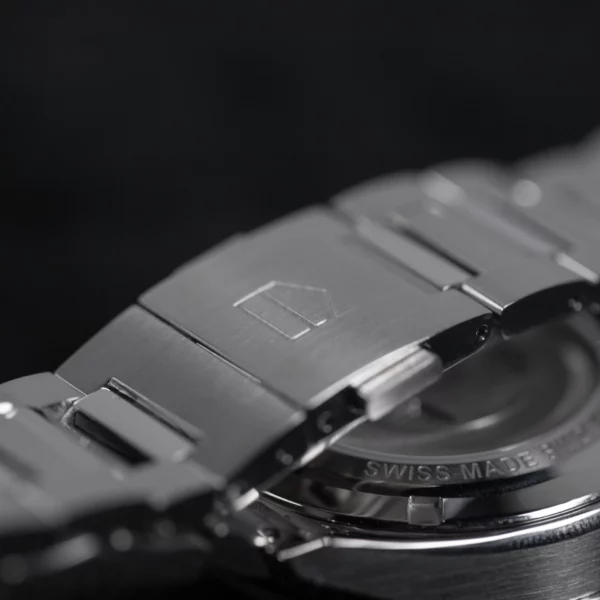 TagHeuer:WBN2110:5