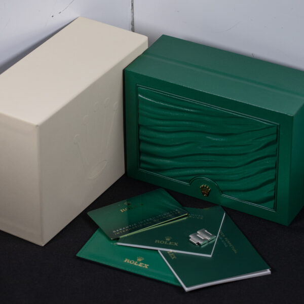 Rolex:126900:box