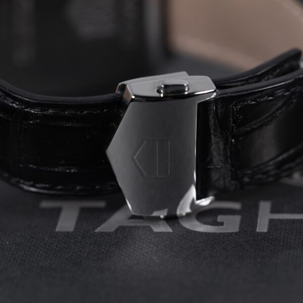 TagHeuer:M8100:5