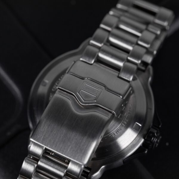 TagHeuer:WAH1110:5